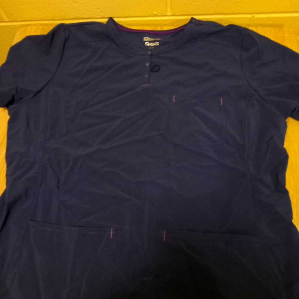 Navy blue scrubs XL